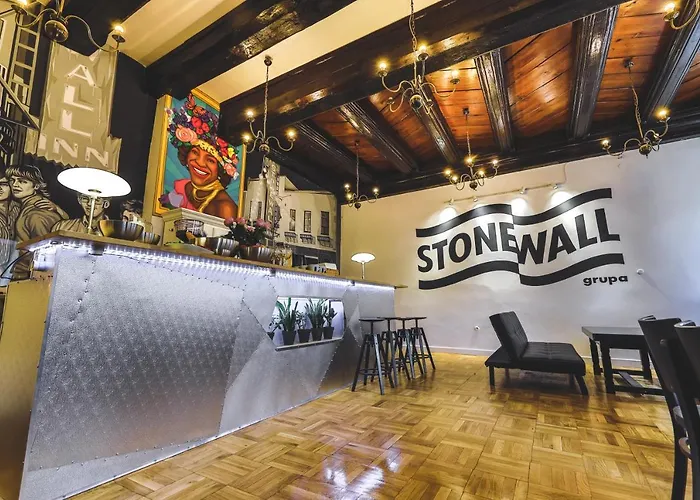 Hostel Stonewall - Self Check In Poznań